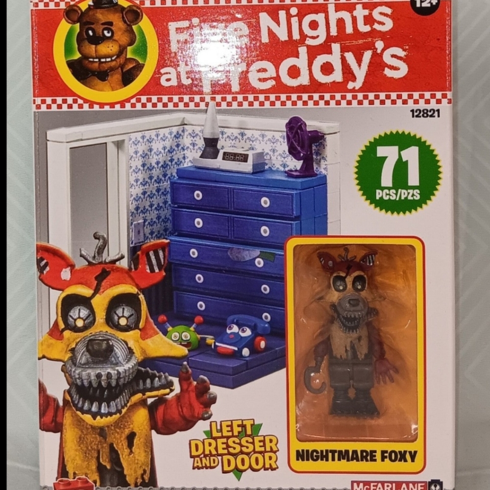 McFarlane Five Nights At Freddy Left Dresser And Door, Nightmare Foxy 71 Pieces